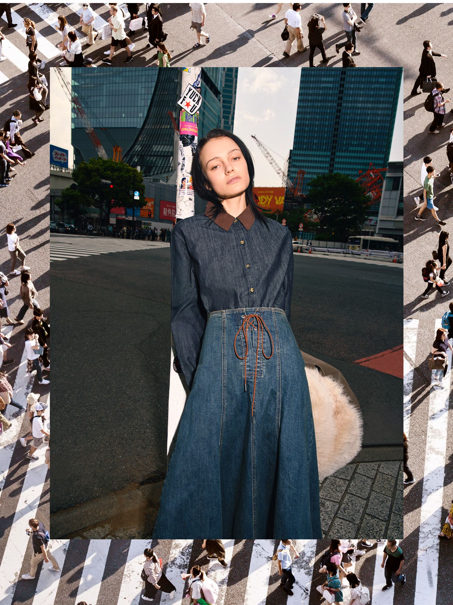 02_mobile_tokyo_woman_MAAG.jpg