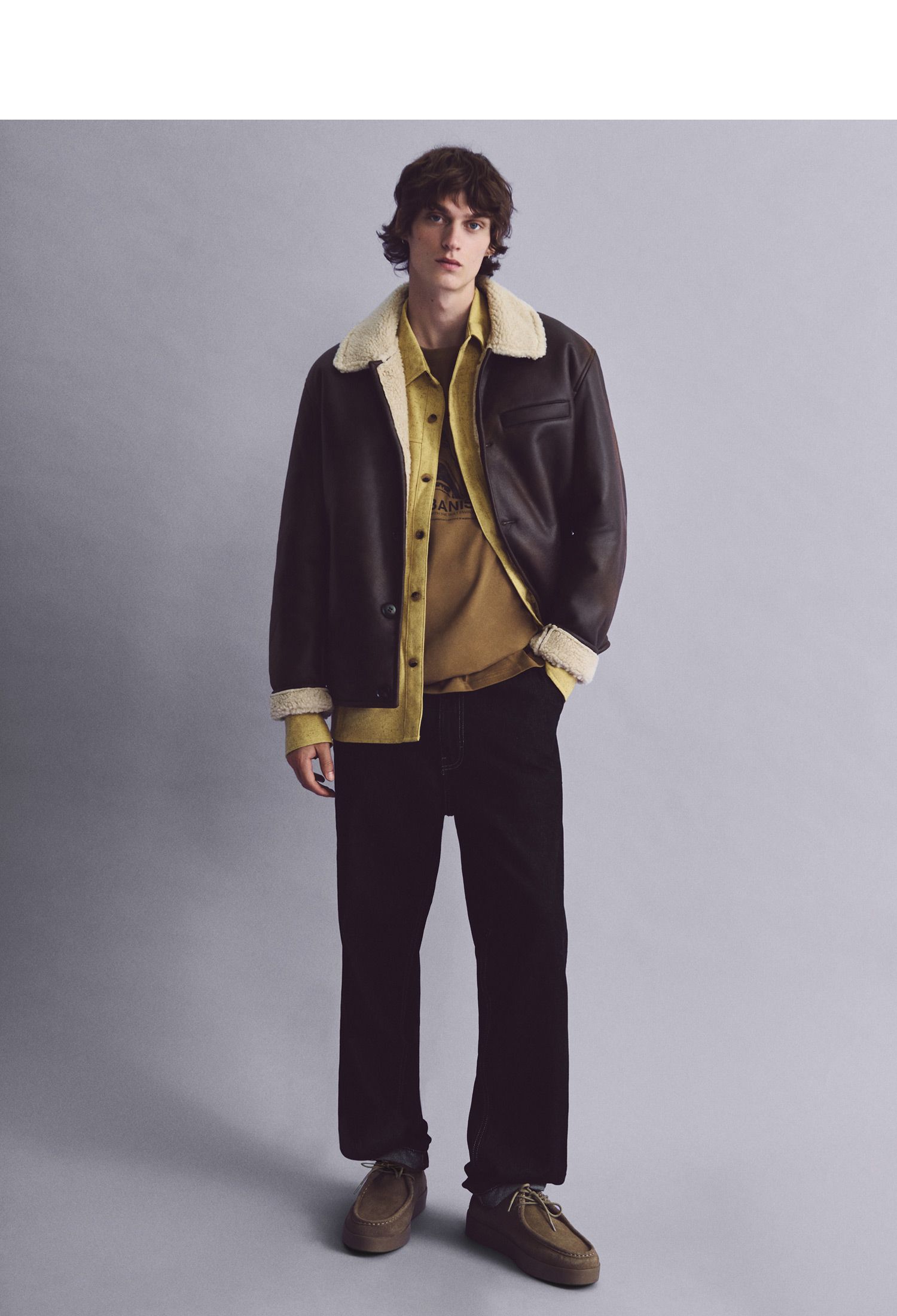 08_MAN_yellow_lilac_mobile.jpg