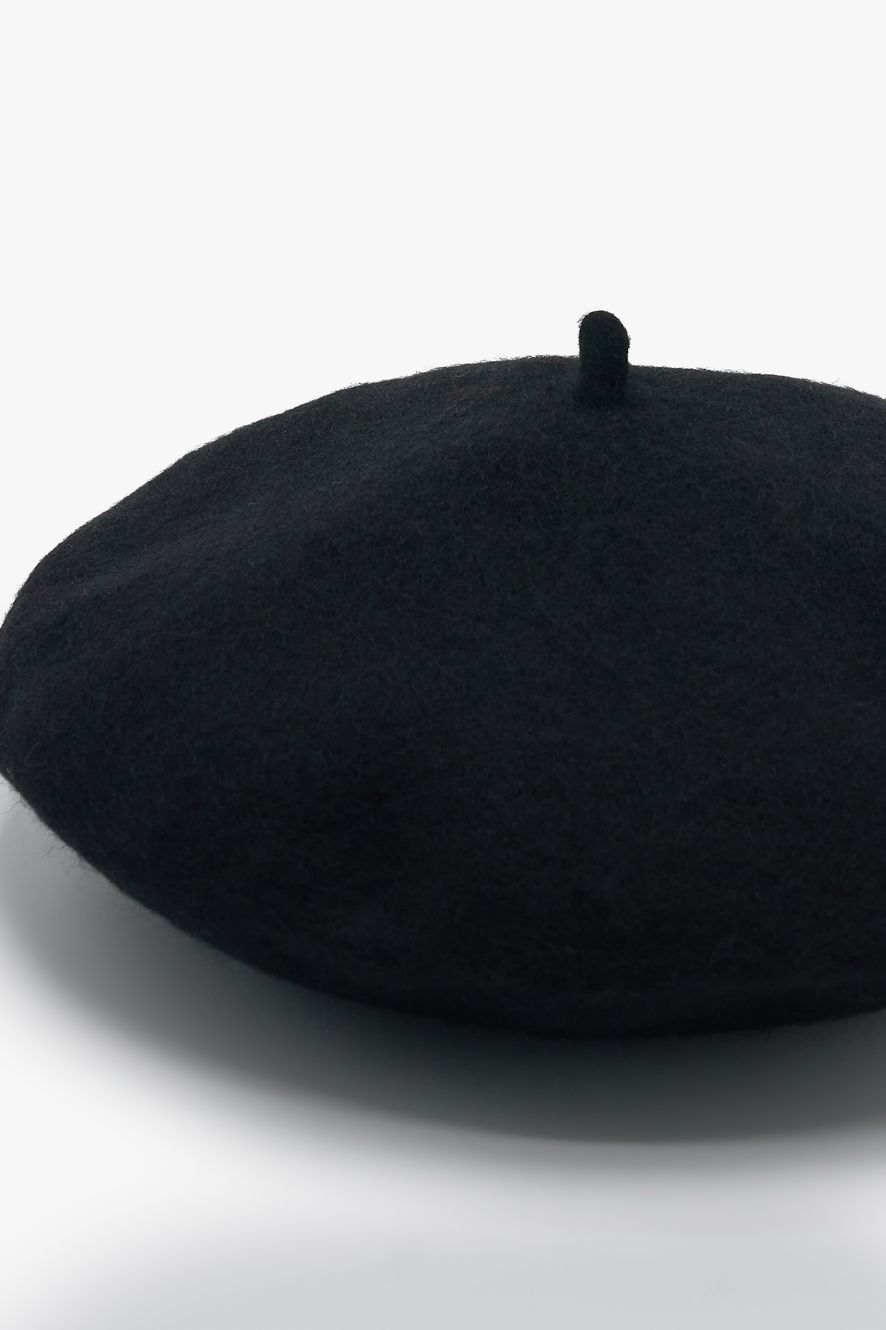 БЕРЕТ ИЗ 100% ШЕРСТИ