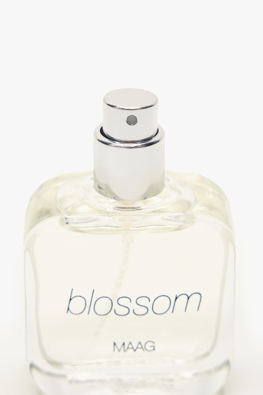 ПАРФЮМЕРНАЯ  ВОДА  BLOSSOM  30  МЛ