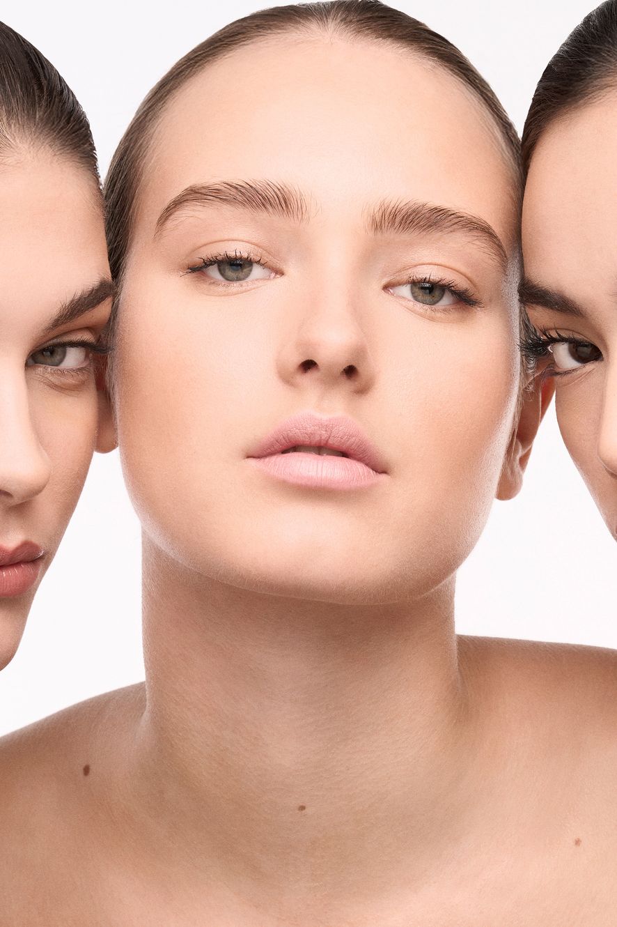 ПОМАДА С ГЛЯНЦЕВЫМ ФИНИШЕМ MAAG NUDE ROSE